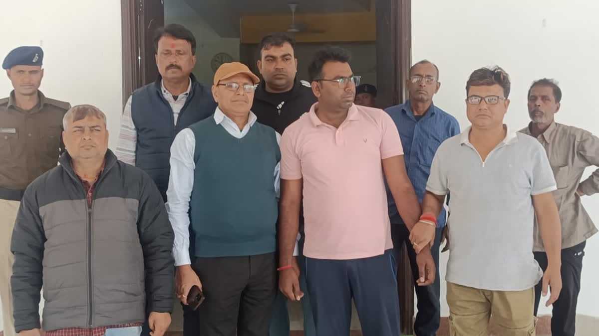 मुजफ्फरपुर में घूस लेते दारोगा गिरफ्तार*