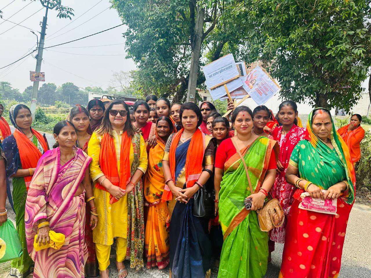 SHEOHAR; भाजपा का ‘महिला संवाद’ कार्यक्रम के  दौरान महिलाओं ने निकाली आक्रोश मार्च ,